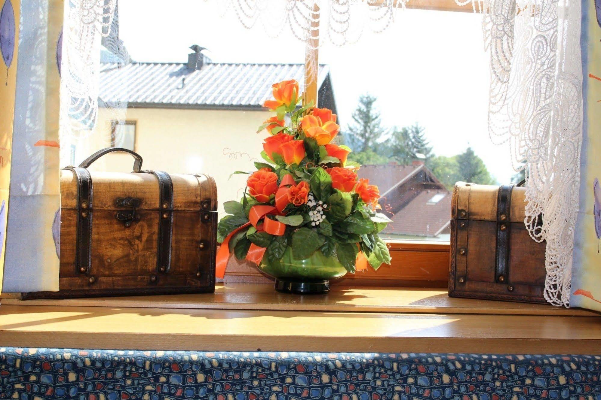Gasthof-Hotel Winkler Muhldorf  Экстерьер фото