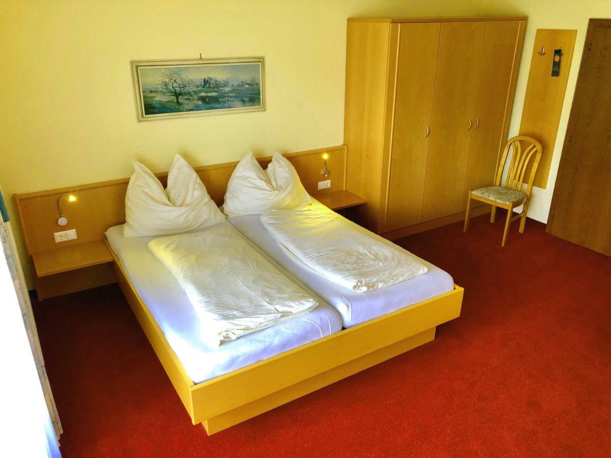 Gasthof-Hotel Winkler Muhldorf  Экстерьер фото